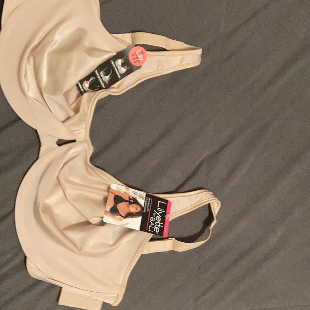 Lilyette bra new with tags